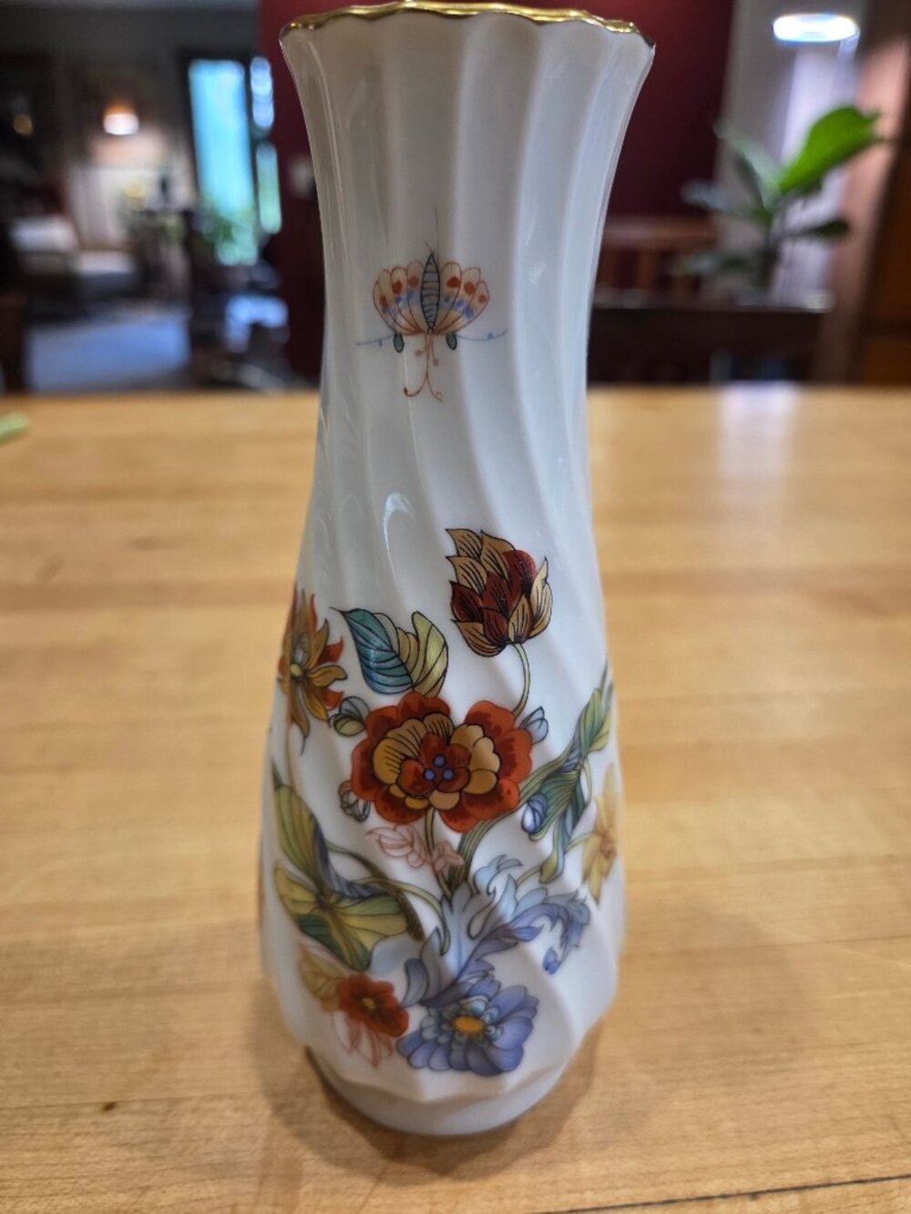 Vintage Haviland Limoges Cathay Fine Porcelain 7 Inch Swirl Vase Gold Trim